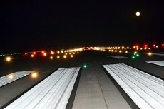 revisan luces pista aeropuerto ciudad real